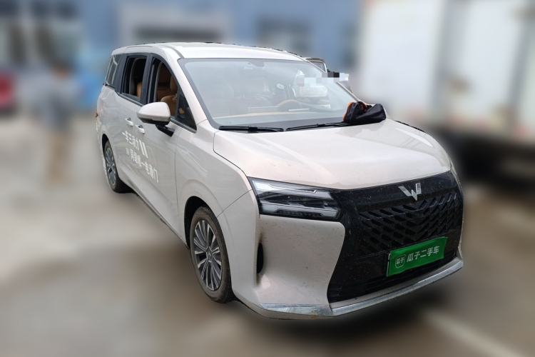Wuling Starlight 730 2025 — 3