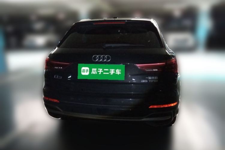 Audi Q3 2021 — 5