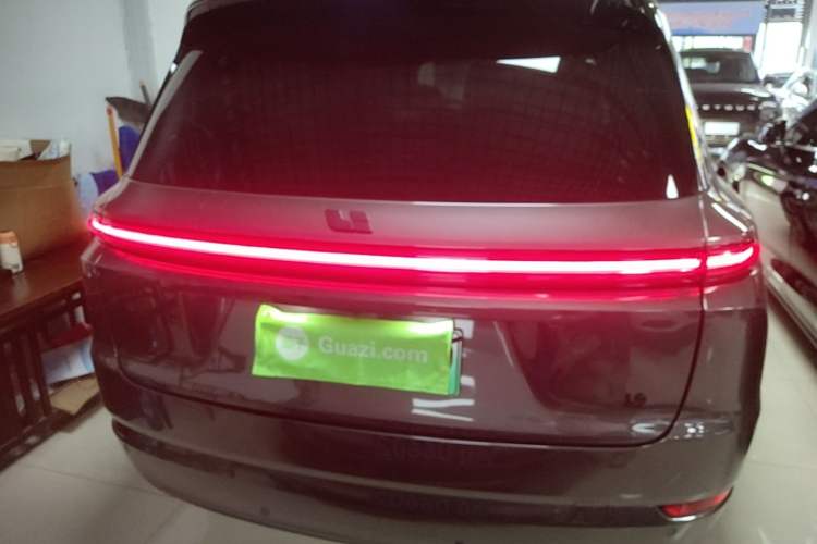 Li Auto L9 2022 — 5