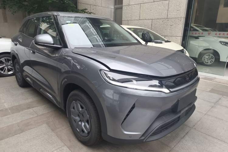 BYD Yuan UP 2025 — 3