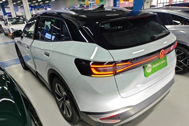 Volkswagen ID.4 X 2021 — 4