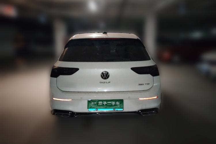 Volkswagen Golf 2023 — 3