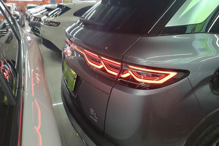 BYD Song L 2026 — 5