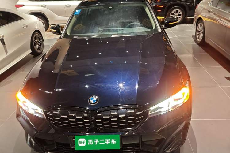 BMW 325Li 2024 — 2