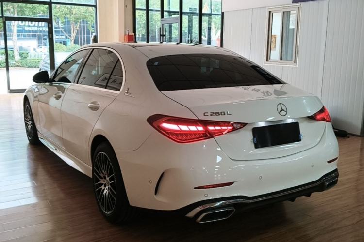 Mercedes-Benz C 260 L 2025 — фото 4