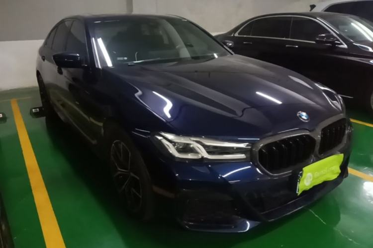 BMW 540i 2022 — 3