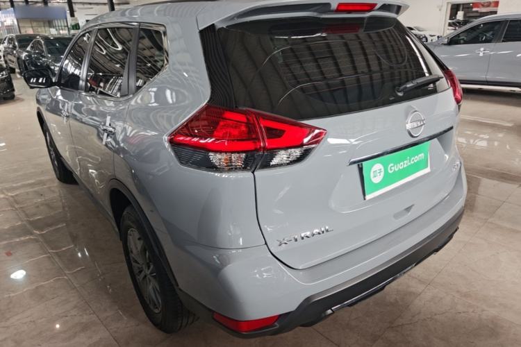 Nissan X-Trail 2025 — 4