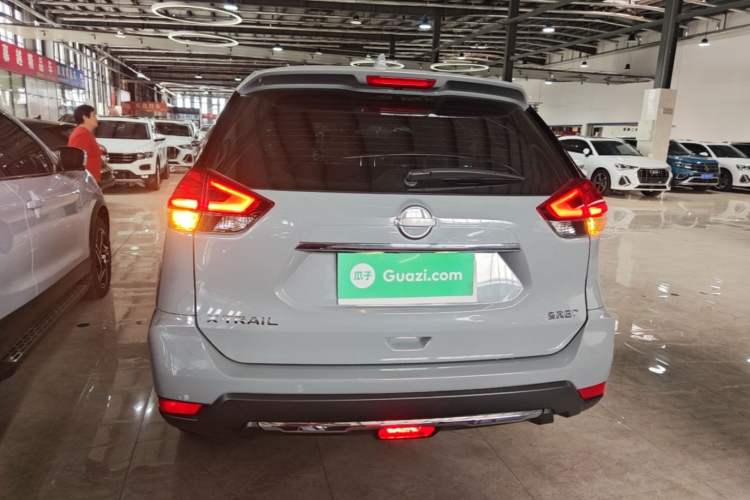 Nissan X-Trail 2025 — 5