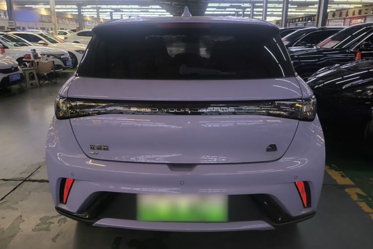 BYD Dolphin 2023 — 5
