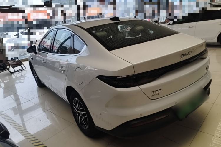 BYD Seal 05 2025 — 4