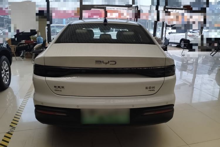 BYD Seal 05 2025 — 5