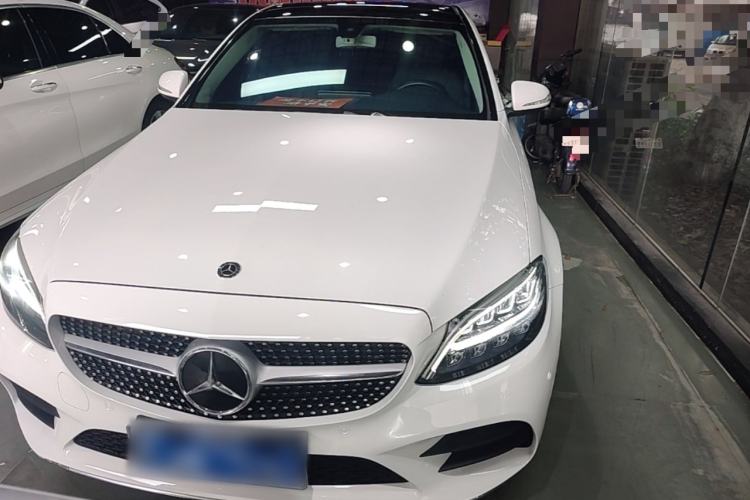Mercedes-Benz C 260 L 2020 — 2