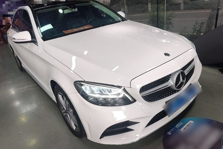 Mercedes-Benz C 260 L 2020 — 3