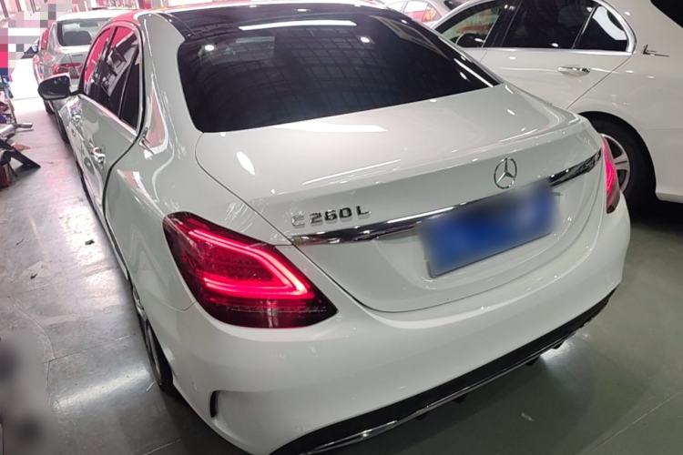 Mercedes-Benz C 260 L 2020 — 4