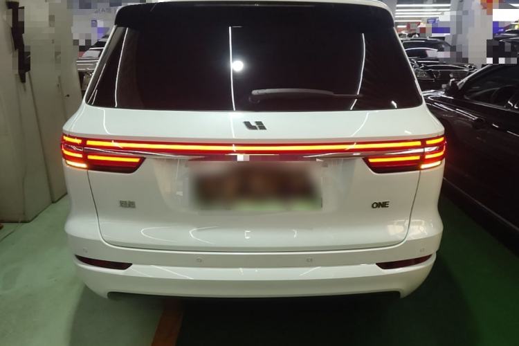 Li Auto ONE 2021 — 5