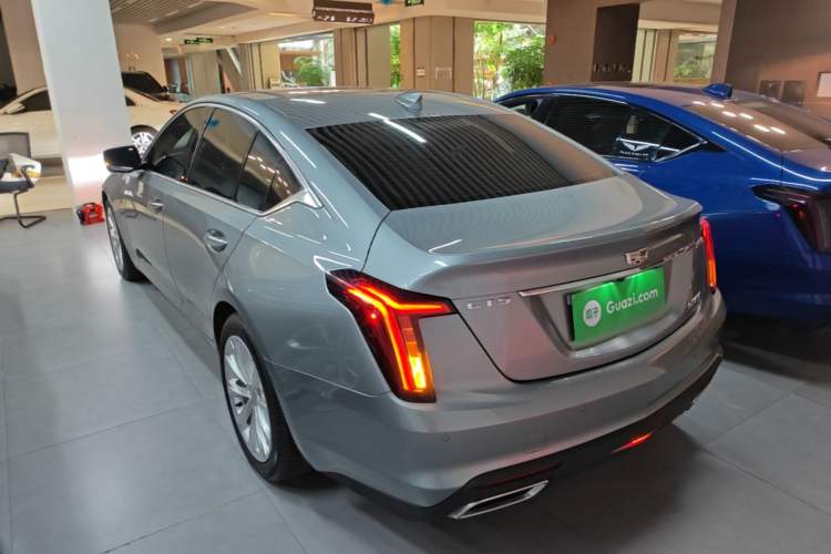 Cadillac CT5 2023 — фото 4