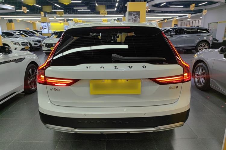 Volvo V90 2021 — 5