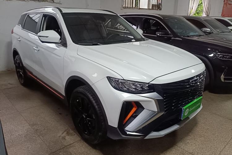 Geely Emgrand X7 2022 — 3