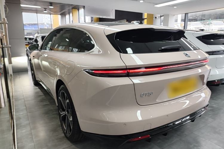 NIO ET5T 2025 — 4