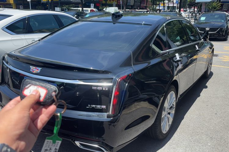 Cadillac CT6 2023 — 5