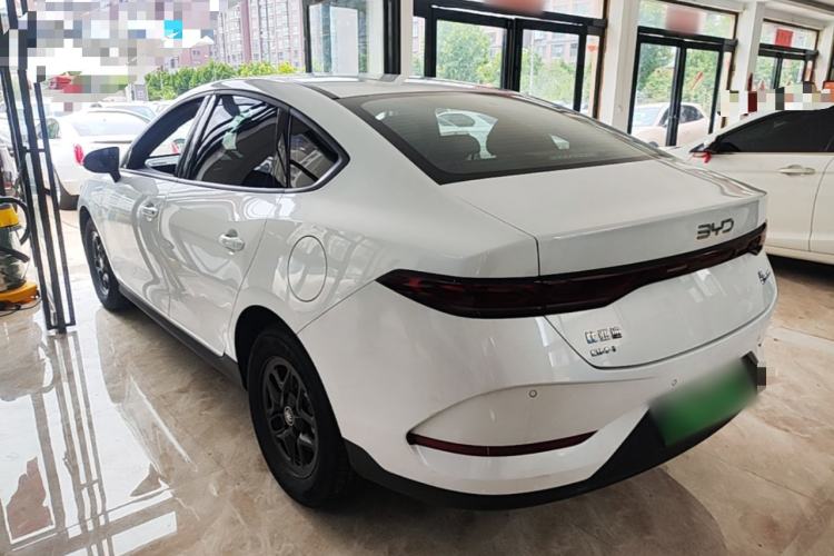 BYD Qin PLUS 2025 — фото 4