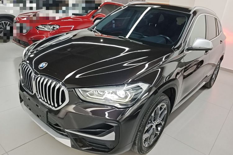 BMW X1 2021 — фото 1