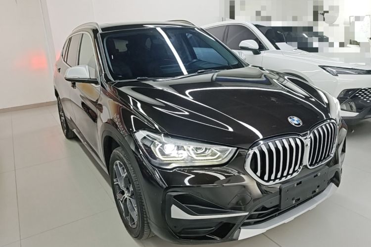 BMW X1 2021 — фото 3