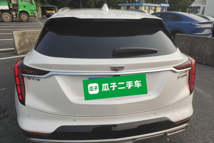 Cadillac GT4 2023 — 5
