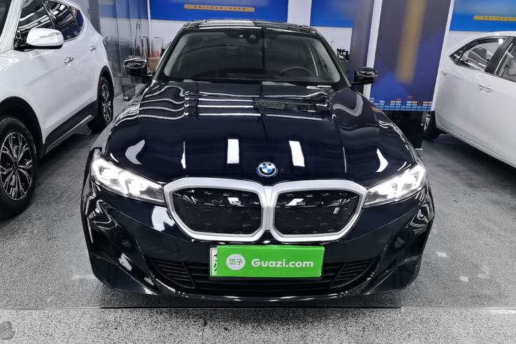 BMW i3 2024 — фото 2
