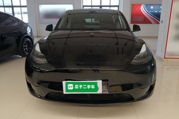 Tesla Model Y 2022 — 2