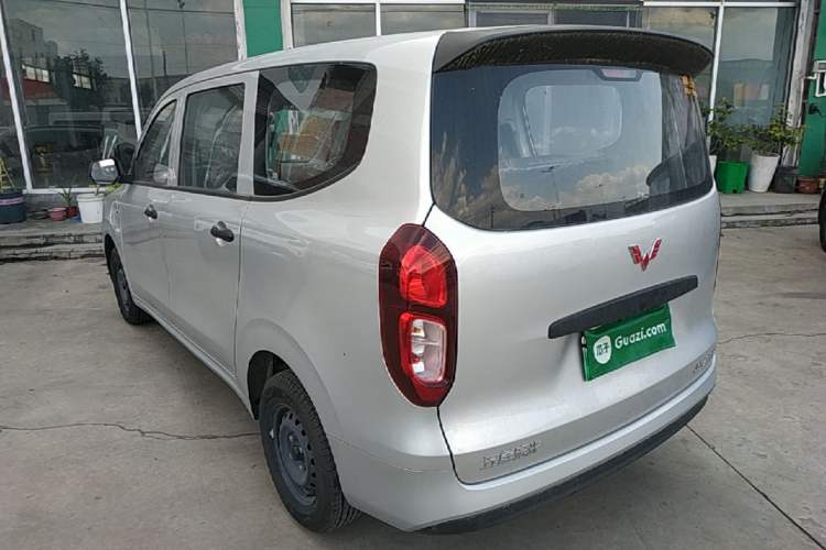 Wuling Hongguang New Energy 2024 — 4