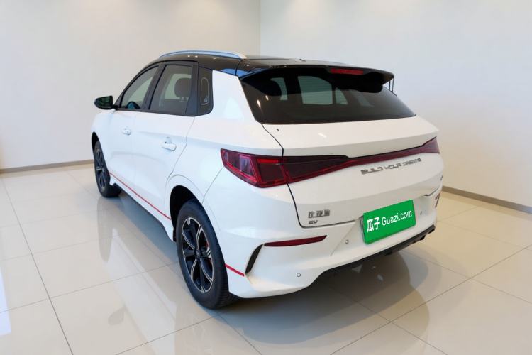 BYD e2 2020 — 4