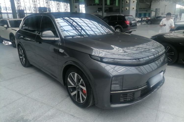 Li Auto L7 2023 — 3