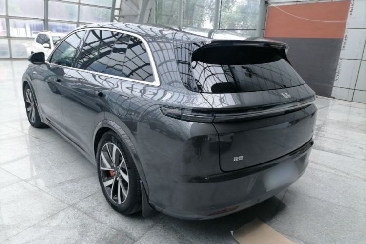 Li Auto L7 2023 — 4