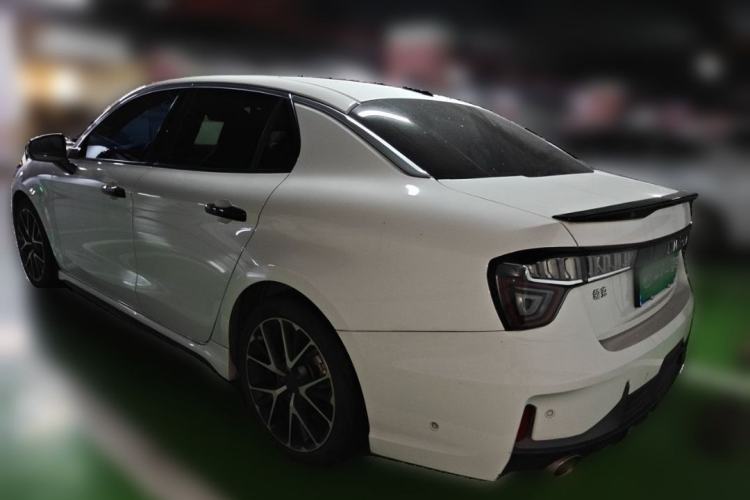 Lynk & Co 03 2022 — 5