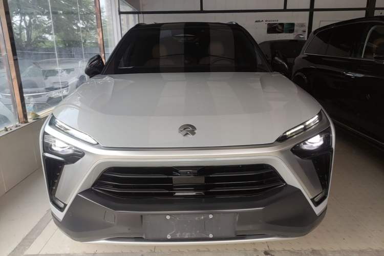 NIO ES8 2020 — 2
