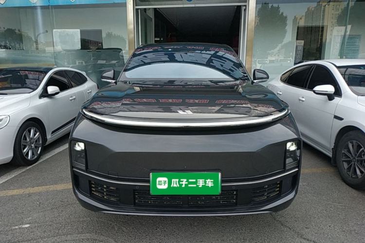 Li Auto L8 2023 — 2