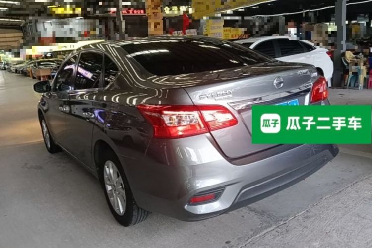 Nissan Sentra 2022 — 4