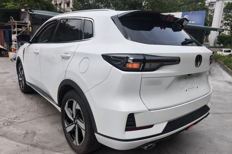 ChangAn CS55 Plus 2024 — фото 4