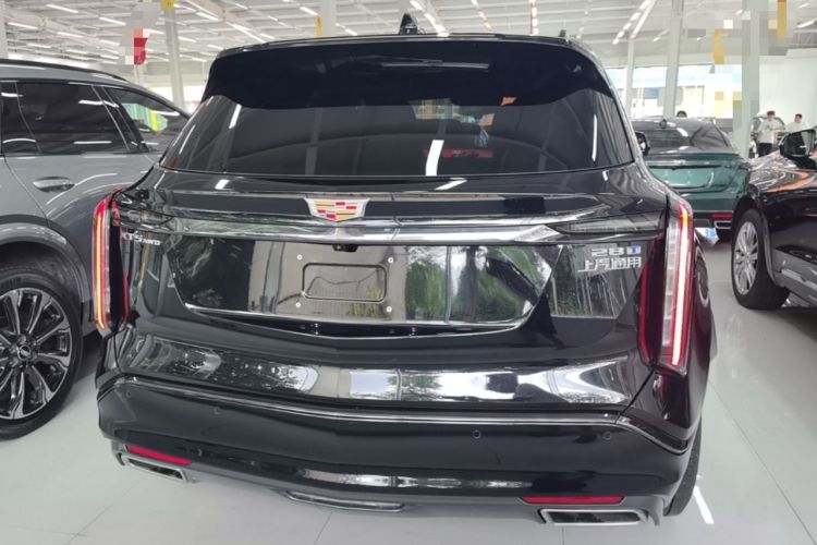 Cadillac XT5 2025 — фото 5