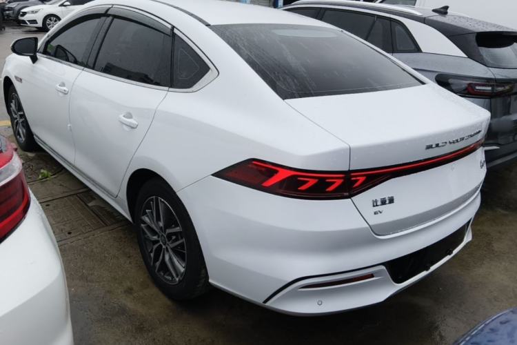BYD Qin Plus 2021 — фото 4