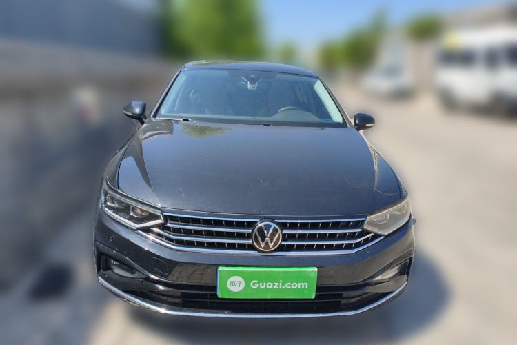 Volkswagen Magotan 2024 — 2