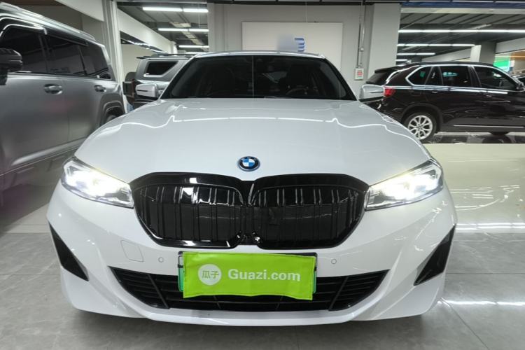 BMW i3 2022 — 2