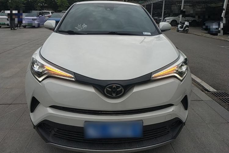 Toyota IZOA 2020 — 2