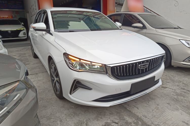 Geely Emgrand 2022 — 3