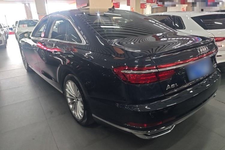 Audi A8 2019 — 4