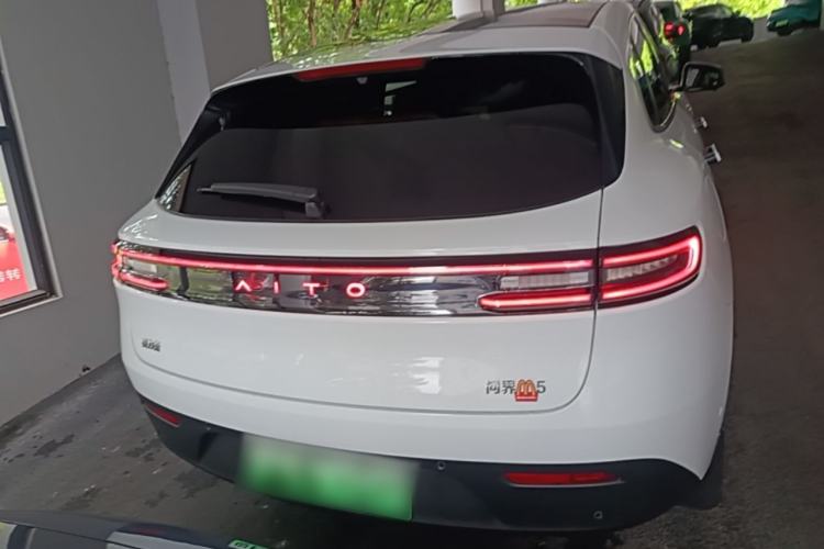 AITO AITO M5 2023 — 5