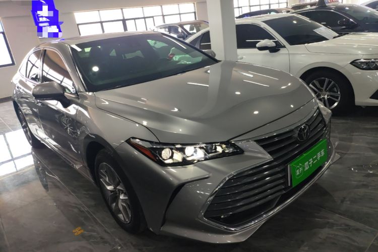 Toyota Avalon 2019 — 3