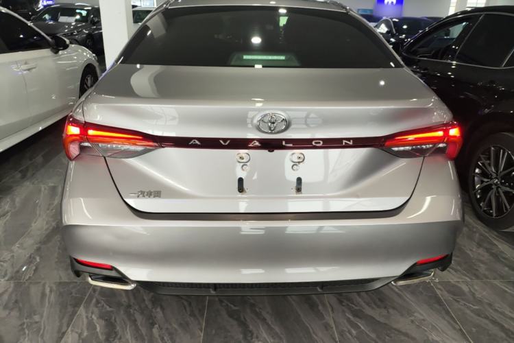 Toyota Avalon 2019 — 5