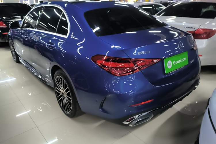 Mercedes-Benz C 260 L 2022 — 4